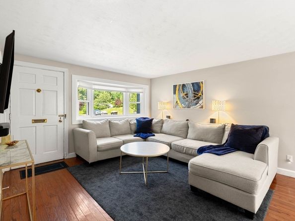 51 Hadley Rd, Framingham MA 01701