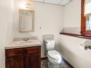 114 Mason Rd, Holden MA 01520