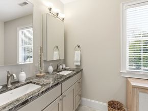 346 High Street A, Newburyport MA 01950