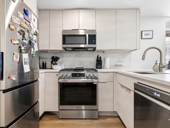 92 Chelsea Street 1, Boston MA 02128