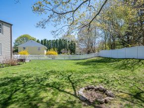 14 Knollwood Drive, Shrewsbury MA 01545