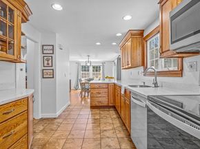 14 Knollwood Drive, Shrewsbury MA 01545