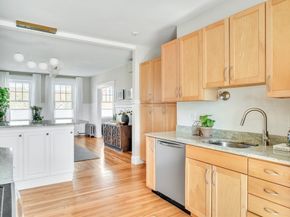 20 John Street 3, Brookline MA 02446