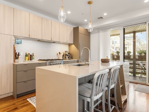 60 Carolina Ave 2, Boston MA 02130