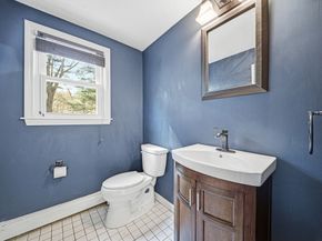 443 Cushing St, Hingham MA 02043