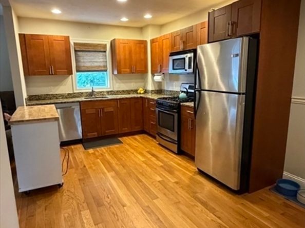 7 Thorndike Terrace 1, Swampscott MA 01907