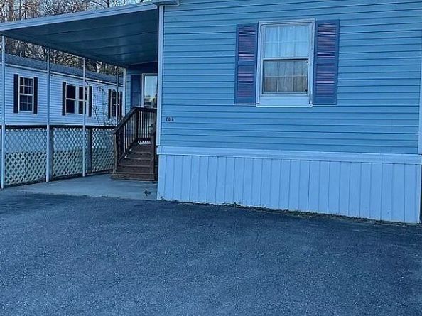 556 Central 106, Leominster MA 01453