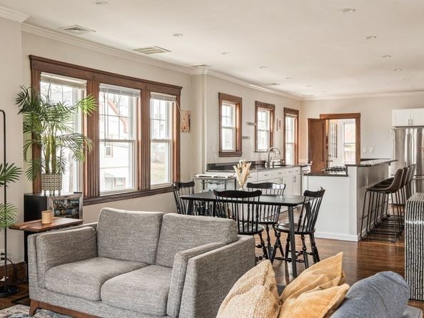 36-38 Saint Gregory 2, Boston MA 02124