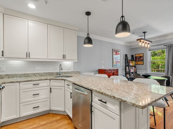 110 Park St 5, Boston MA 02132