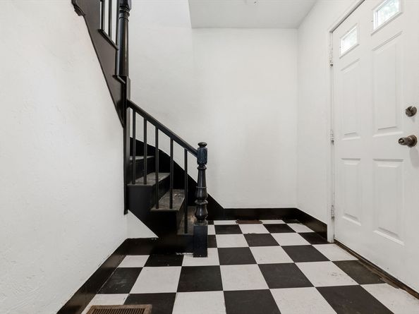 20 Otis St, Wakefield MA 01880