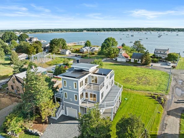 1 Starboard Way, Mattapoisett MA 02739