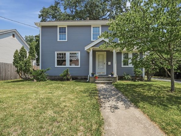 190 Manomet St, Brockton MA 02301