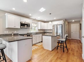 1016 Whipple Rd, Tewksbury MA 01876