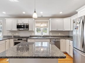 1016 Whipple Rd, Tewksbury MA 01876