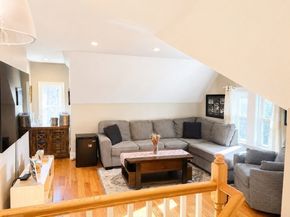 33 Brunswick Park 2, Melrose MA 02176