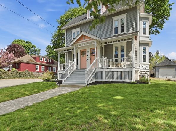 33 Brunswick Park 2, Melrose MA 02176