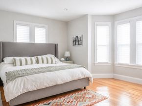 33 Brunswick Park 2, Melrose MA 02176