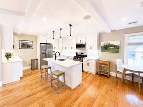 33 Brunswick Park 2, Melrose MA 02176