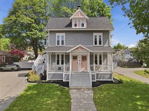 33 Brunswick Park 2, Melrose MA 02176