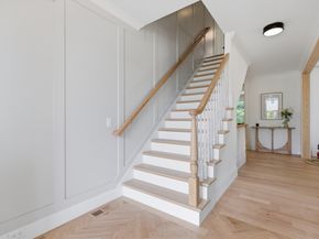 17 Whiting Way, Needham MA 02492