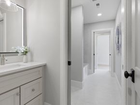 17 Whiting Way, Needham MA 02492