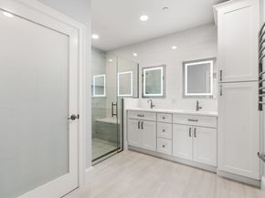 16 Franklin Street 2203, Salem MA 01970
