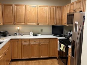 210 Nahanton St 415, Newton MA 02459