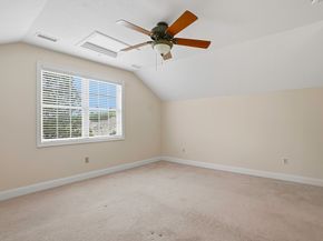70 Orchard Meadow Dr 70, Shrewsbury MA 01545