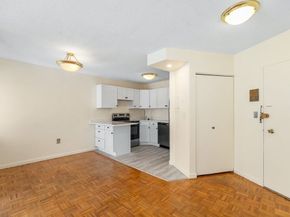 300 Lynn Shore Dr 410, Lynn MA 01902