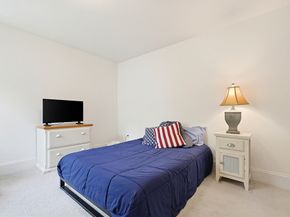 27 Cleary Cir 27, Norfolk MA 02056