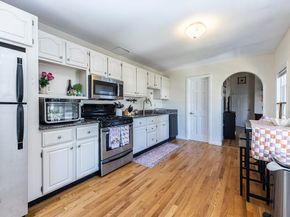 13 Vinton St 3, Boston MA 02127