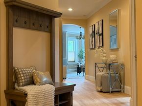 152 Harvard St. 2, Brookline MA 02446