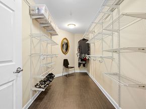 48 Phillips Rd 12, Holden MA 01520