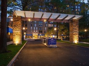 44 Washington St 1113, Brookline MA 02446