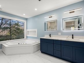 10 Hitching Post Lane, Weston MA 02493