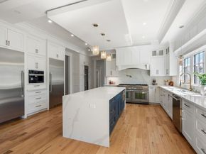 10 Hitching Post Lane, Weston MA 02493