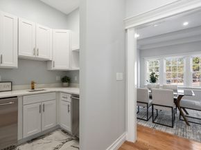 10 Hitching Post Lane, Weston MA 02493