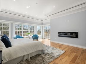 10 Hitching Post Lane, Weston MA 02493