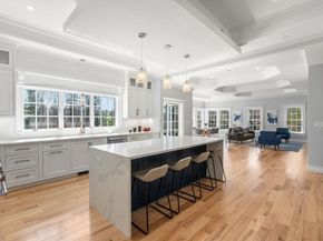 10 Hitching Post Lane, Weston MA 02493