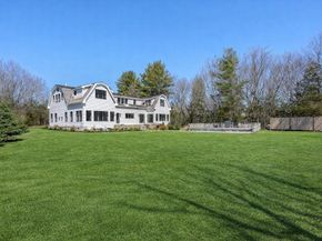 10 Hitching Post Lane, Weston MA 02493
