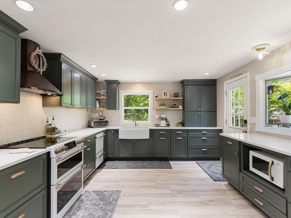 71 Hesperus Ave, Gloucester MA 01930