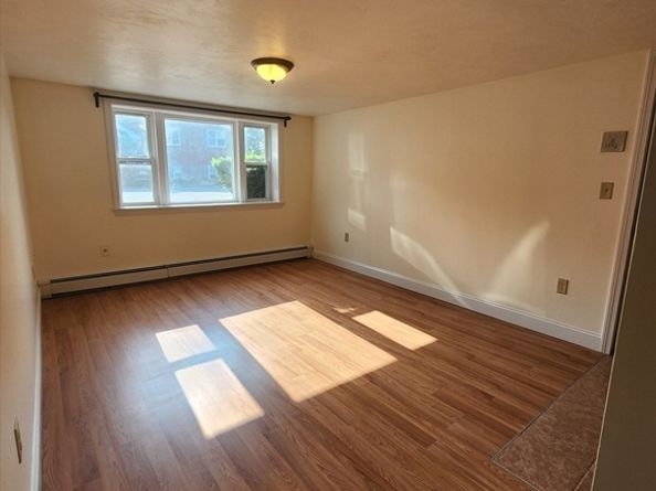 20 Miller St 2, Quincy MA 02169