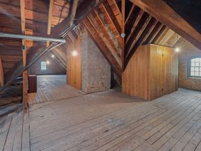 82 River Rd, Topsfield MA 01983