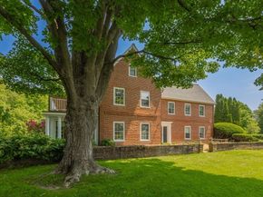 82 River Rd, Topsfield MA 01983