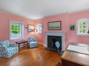 82 River Rd, Topsfield MA 01983