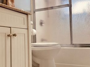 105 Nahant St 1, Lynn MA 01902