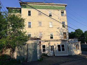 32 Mount Globe St, Fitchburg MA 01420