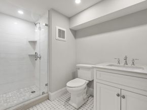 6 Revolutionary, Lexington MA 02421
