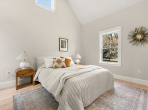 6 Revolutionary, Lexington MA 02421