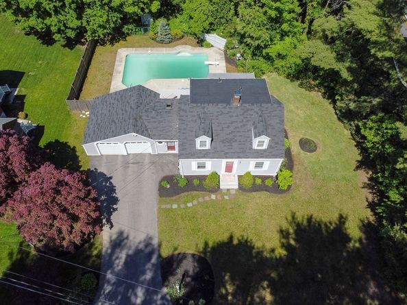 10 Forrest Rd, Walpole MA 02081